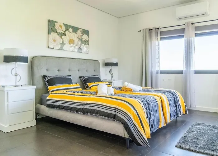 Batalha Golf Villa Pico da Pedra